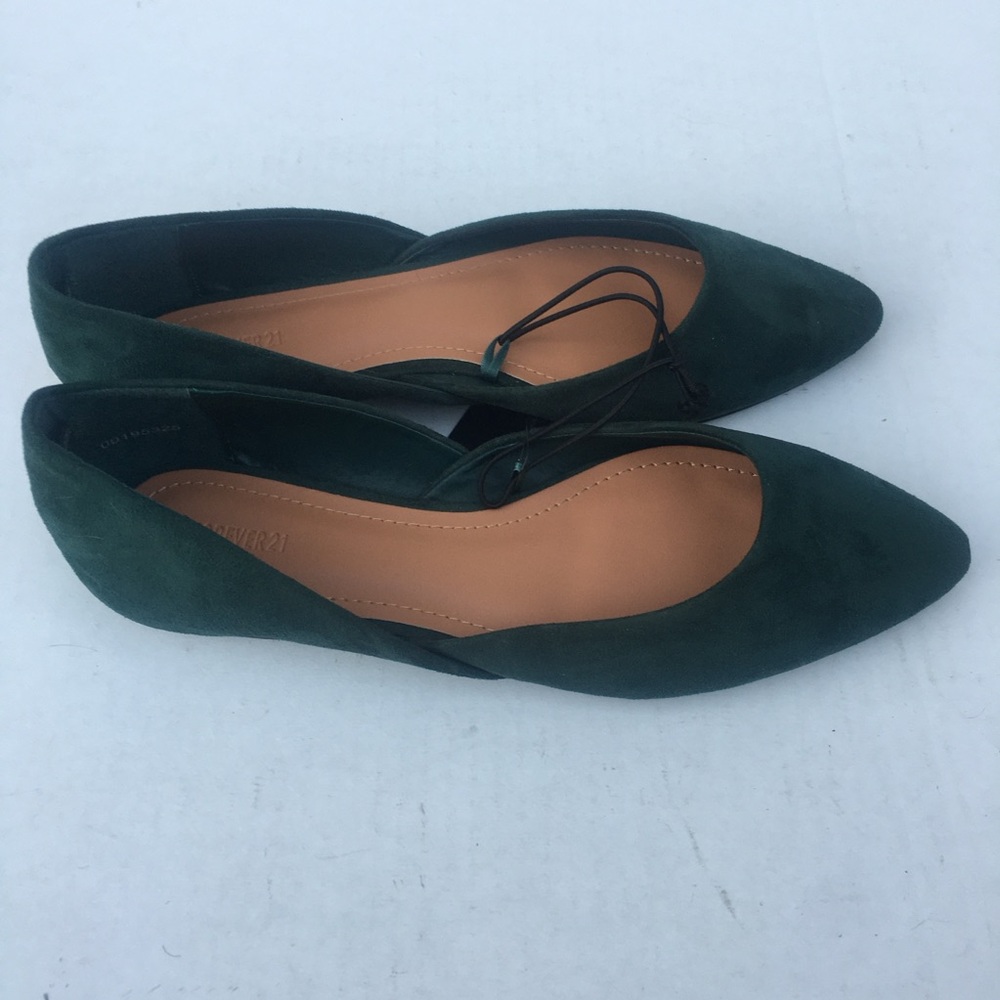 Forever 21 faux suede ballet flats NWOT